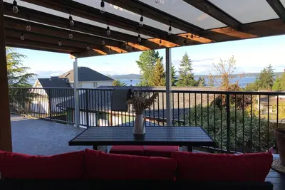 Image de Oasis in the Cowichan Valley - Oceanview property