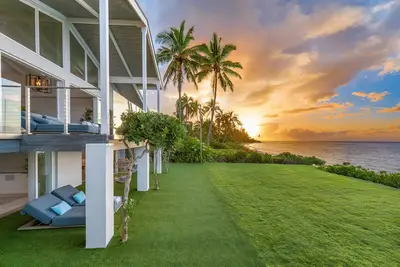 Image de Luxury 5+ Bedroom Including Separate Studio Apartment On Oahu's North Shore