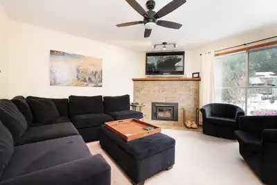 Image de 3 Bedroom Townhouse, Best Equipped Kitchen, Parking & Laundry