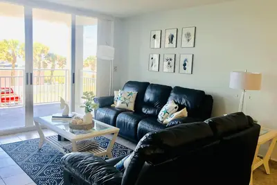 Image de Beautiful Non Driving Beach East Wind Condo