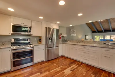 Image de 4 Bedroom Forest Condo in Lake Village, Close to town, Club house, Wifi