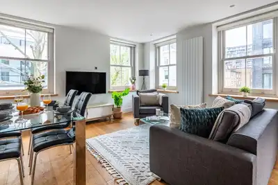 Image de In the Heart of Fitzrovia – Soho - Beautiful 1br Flat in Central London