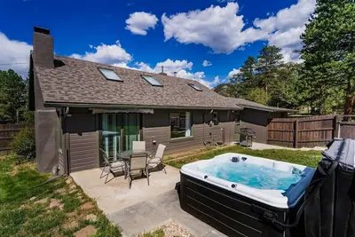 Image de Sale! Hot tub, dogs Ok, Ac, Nat'l Park Views