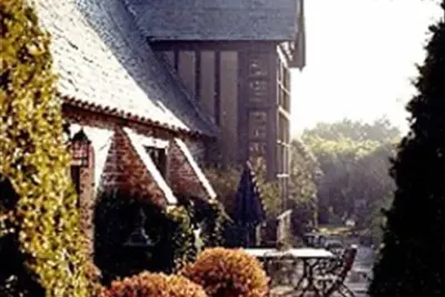 Image de Historic Traditional Estate - Heated Pool - Every Amenity