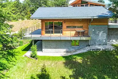 Image de Belle maison de vacances privée pour 8 personnes avec Wifi, Tv, terrasse et parking