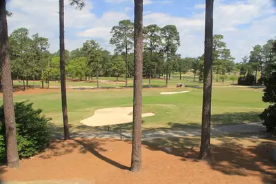 Image de Newly Renovated, Exceptional Golf Front, Walk to Clubhouse & Cradle, 2 Br 2 Ba.