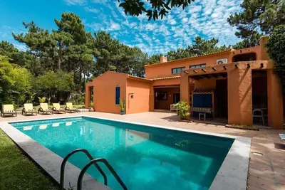 Image de Belle Villa Aroeira | 6 Chambres | Villa Bambu | Table de billard | Parfait pour les familles