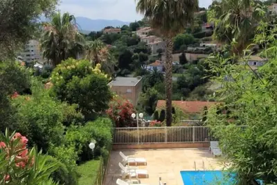Image de *Cannes hauteurs résidence standing F2\/ piscine \/sauna \/ calme