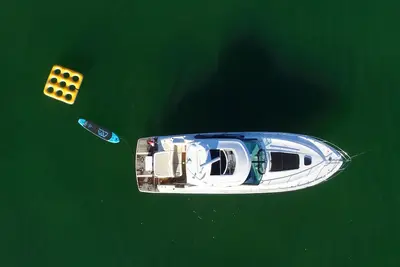 Image de 46' Sea Ray - Luxury Yacht Rental in Key Biscayne!