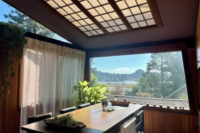 Image de The Bathhouse: Boho Modern + Hot Tub + Water View