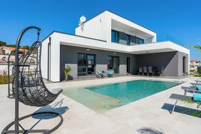 Image de Superbe maison à Premantura avec WiFi