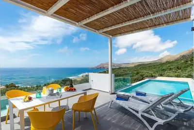 Image de The Nest villa in Sfinari, west of Crete