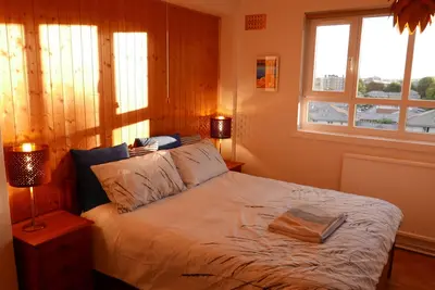 Image de Superior double room with view over north London