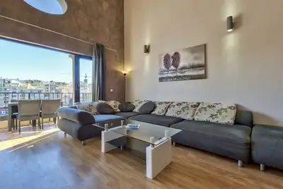 Stunning Views Spinola Bay Duplex Apartment