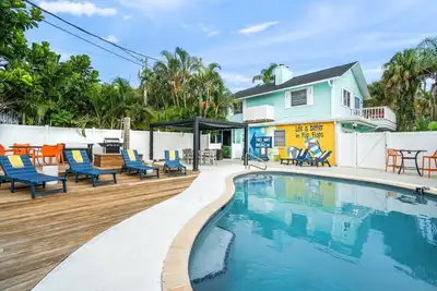 Image de Walk to the Beach and Village- Fiji Villa