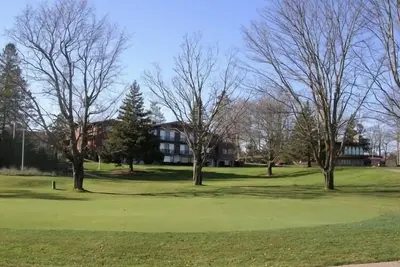 Image de Best location at Otsego Resort! Studio with Valley & golf course view!