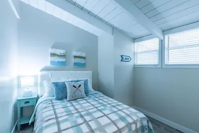 Image de Mountain View Boutique Suite with contactless entry - The Lake at Blue Mountains