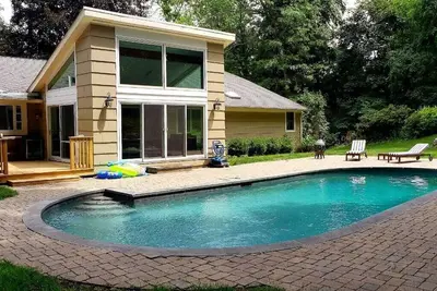 Image de Pool & beach vacation in Westport, Connecticut