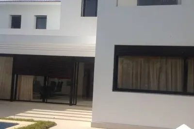 Image de Villa 280 m2 Ă Benslimane avec piscine (proche golf)
