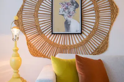 Image de 2 Bedroom 2 Baths Eclectic Modern Apartment - We Are Peaceful