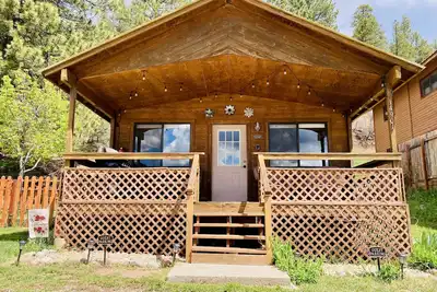 Image de Bethany's Vallecito Lake Cabin #1