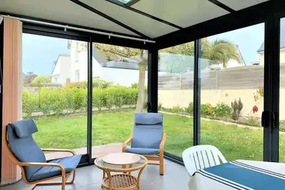 Image de Maison récente à Quiberon, 4 pièces, 77m², quartier calme, proche commerces, jardin, véranda.