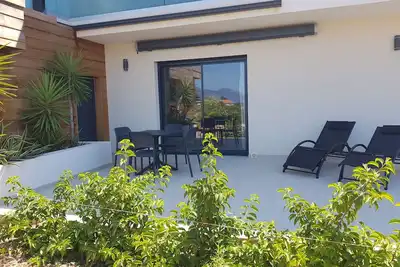 Image de Grand Studio 35m2, neuf et climatisé, Dispo au 18 septembre
