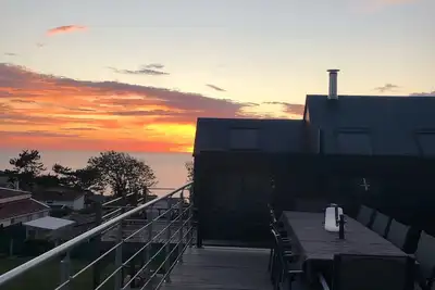 Image de Maison d’architecte avec vue mer et spa\/jacuzzi, 4 Étoiles Meublés Tourisme