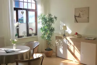 Image de Cozy apartment on the ground floor of a historic Art Nouveau villa