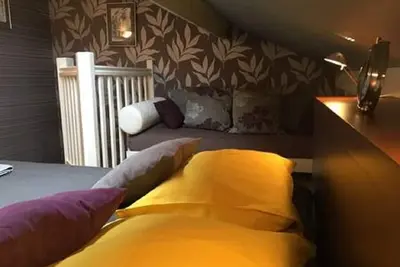 Image de Petite maison avec patio intérieur