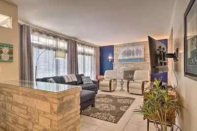 Image de Pet-Friendly Co Springs Home w/ Koi Pond & Patio