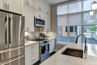 Image de Townhome with Large Rooftop Terrace