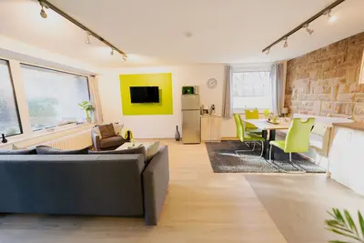 Image de Light-flooded architect's house in a quiet location Apartment \"Green\"