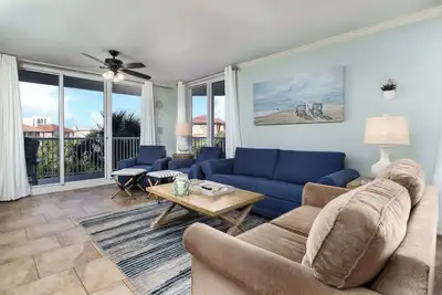 Image de Terrace at Pelican Beach 201, Minutes to beach 🐬