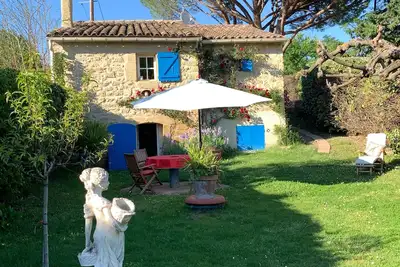 Image de Vacation home \"Petit Paradis\" with large garden and private pool (May - Sept. )