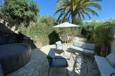 Appartement 65m2 grande terrasse, mer plages à 9 minutes