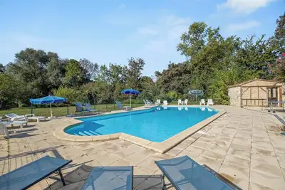 Image de Homerez - Maison spacieuse à Thenac avec piscine privée
