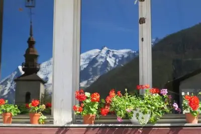 Image de 3 Bedroom Chalet Sunshine, superb (new)