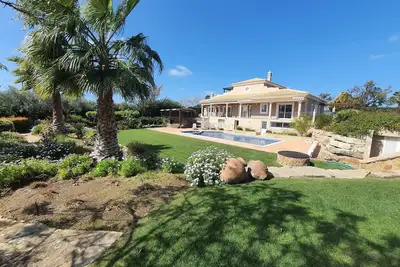 Image de 7 Bedroom Villa set in a large private plot near Vale do Lobo & Quinta do Lago