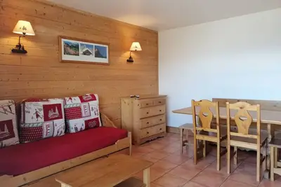 Image de Spacieux appartement 3 pièces 8 personnes, balcon, parking, au calme, Pra Loup 1500