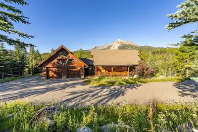 Image de Elk Creek | Big Sky | 5 Bed, 5 Bath