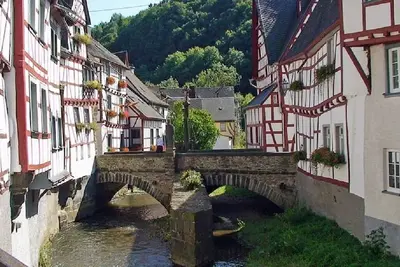 Image de Fewo Gabriele - Dream trails Eifel, Monreal, Laacher See, Burg Eltz, Rhine & Moselle