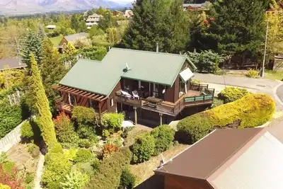 Alpine retreat - perfect for couples or families. <br>Cute, quiet, quaint.