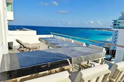Image de #3704 Penthouse –Beachfront! Recently Remodeled! All BRs have Private Bathrooms!