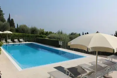 Charmante villa Belvedere avec vue sur le lac de Garde