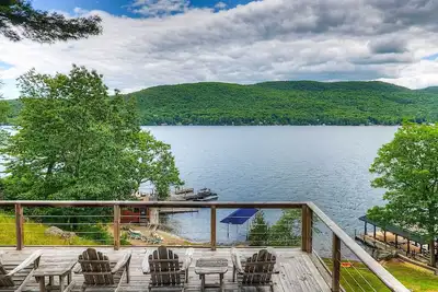 Image de Waterfront Lake George Cabin: Walk to Water