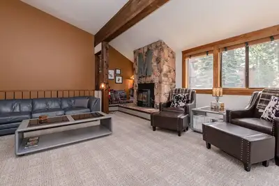 Image de Summer Availability! Unique Alpine Condo, Steps away from the Village Gondola! Underground Parking!