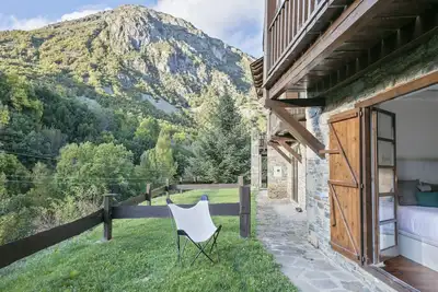 Image de Luderna - Casa con jardĂn Bedrera