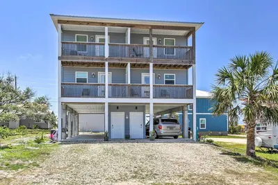 Image de Mexico Beach Getaway w/ Balcony & Ocean Views!