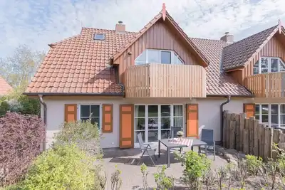Image de Top floor apartment Lf 6. 2 in Haus WindflĂĽchter in Ostseebad Wustrow